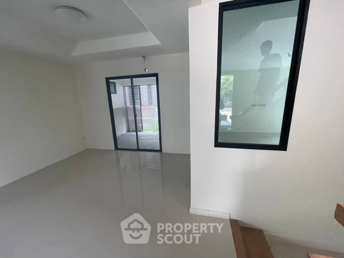 รูป บ้านเดี่ยว 3 ห้องนอน ขาย ที่ ชลนดา-สุวรรณภูมิ ใกล้สนามบินสุวรรณภูมิ (ID 2229546) - รูปที่ 16/24