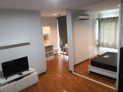 รูปภาพ Condo for Rent: Tulip Square Om Noi (with TV & Refrigerator)
