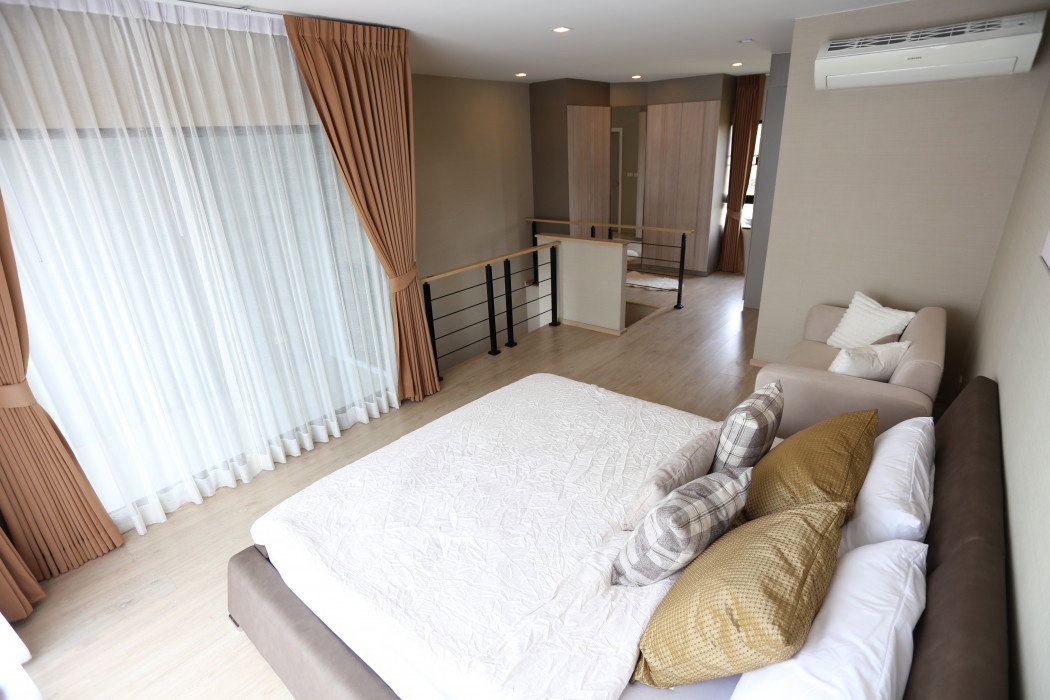 รูป 🔥🦮🐈⬛Arden Phatanakarn Pet friendly 3 BR 185 sq.m nice decoration for rental■□ - รูปที่ 6/10