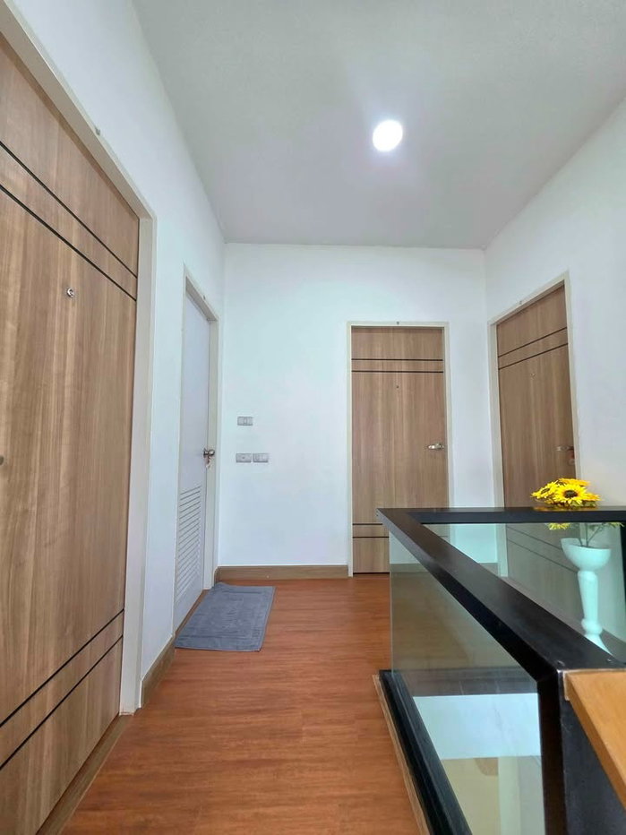 รูป UK01-326 ให้เช่าบ้านเดี่ยวหมู่บ้านมณีรินทร์ หนองยายบู่ : 3 ห้องนอน จอดรถได้ 2 คัน 25,000 บ./เดือน พร้อมเข้าอยู่ - รูปที่ 23/25