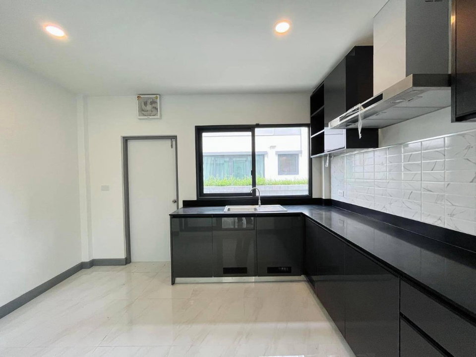 picture P0152 Sale! The City Sukhumvit-Onnut - 10/16