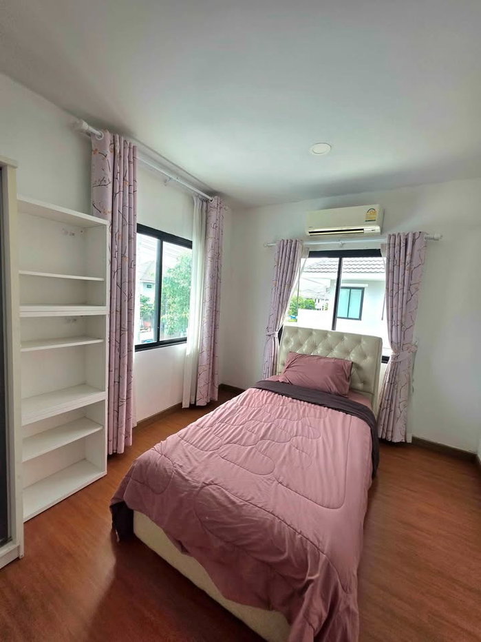 รูป UK01-326 ให้เช่าบ้านเดี่ยวหมู่บ้านมณีรินทร์ หนองยายบู่ : 3 ห้องนอน จอดรถได้ 2 คัน 25,000 บ./เดือน พร้อมเข้าอยู่ - รูปที่ 20/25