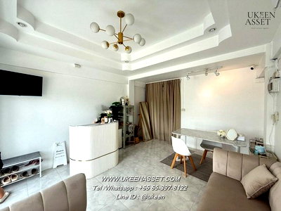 ทาวน์โฮม มหาวิทยาลัยบูรพา : UK01-316 ขายทาวน์โฮม 3 ชั้นครึ่ง ติดถนนข้าวหลาม ทางลงงบางแสน ทำเลดี๊ดี! ขายเพียง 5.5 ลบ.