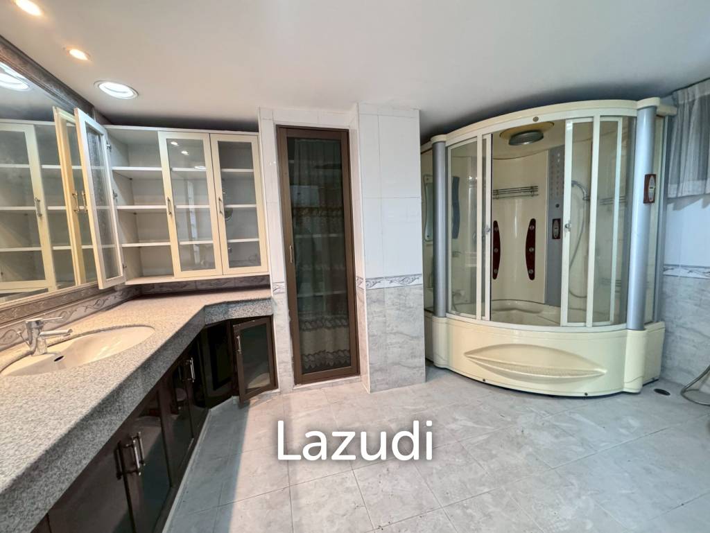 รูป 4 Bed 5 Bath 425 SQ.M Prestige Towers - รูปที่ 13/28
