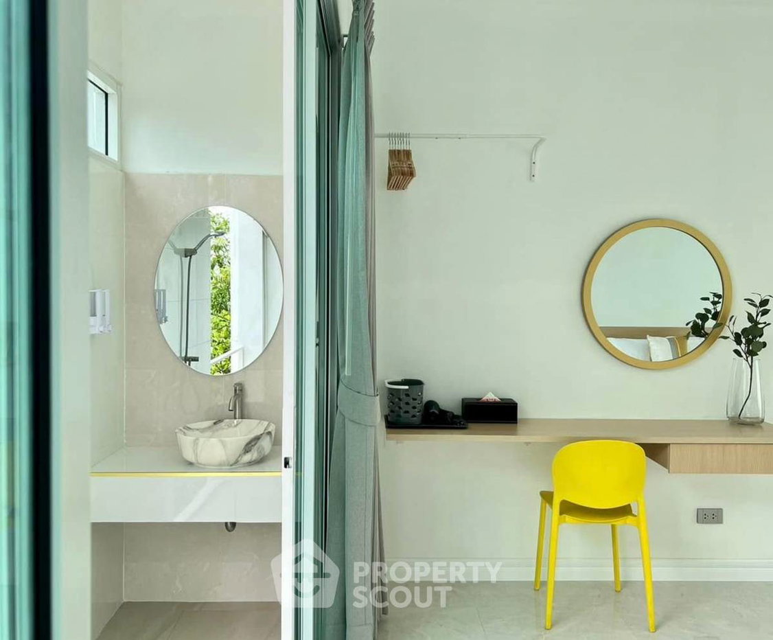 รูป บ้าน 5 ห้องนอน ให้เช่า 250 ตร.ม. ลำประทิว ลาดกระบัง กรุงเทพมหานคร (ID 2029889) - รูปที่ 12/14