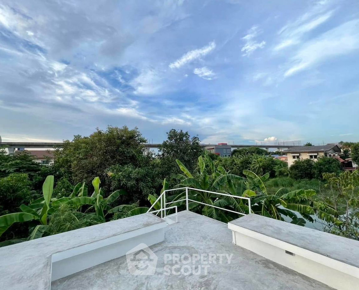 รูป บ้าน 5 ห้องนอน ให้เช่า 250 ตร.ม. ลำประทิว ลาดกระบัง กรุงเทพมหานคร (ID 2029889) - รูปที่ 14/14