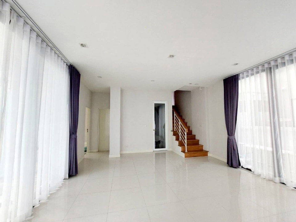 picture Baan Klang Muang Classe Ekkamai - Ramintra - 4/9