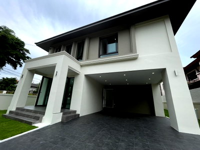 ขายบ้านเดี่ยว : ขายบ้านเดี่ยวอารีนา การ์เดนท์ เสรีไทย 3 - 71 ตร.ว. 330 ตร.ม. บ้านรีบิ้วสไตล์โมเดิร์น สวยมาก!!