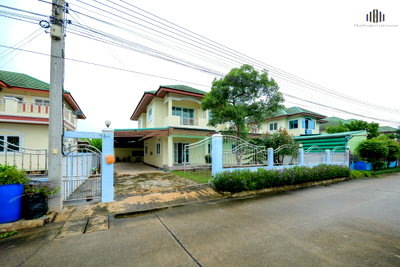 Houses for sale : For sale: a spacious 2-storey detached house on Ban Phaeo–Phra Prathon Road (Highway 375), Samut Sakhon. With 174.4 sq.wah of land and 260 sq.m.