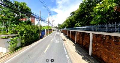 ที่ดิน ดองกิ มอลล์ ทองหล่อ   : ขายด่วน ที่ดินศูนย์วิจัย  ราคาถูกที่สุดในตอนนี้ 330,000 บาท/ตารางวาเท่านั้น! หาราคานี้ไม่ได้อีกแล้ว