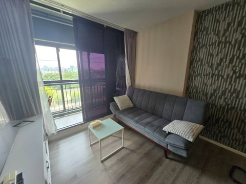 Condo for rent : Knightsbridge Bearing( Bearing Station)(Rt-01)