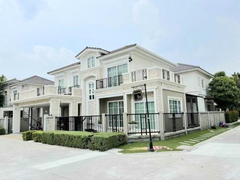 Houses for rent : Luxury 2-Storey Detached House for Rent – Grandio Ladprao–Kaset-Nawamin Project