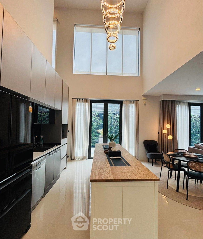 รูป บ้านเดี่ยว 5 ห้องนอน ขาย ในโครงการ เศรษฐสิริ-กรุงเทพกรีฑา 2 (เลี้ยงสัตว์ได้) (ID 2232656) - รูปที่ 6/22