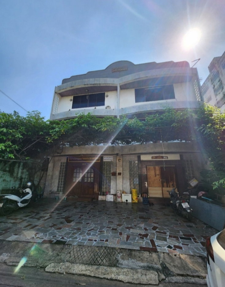 รูป ขายโฮมออฟฟิศ ซอยลาดพร้าว80 (แยก6) ขายตามสภาพ - รูปที่ 1/8