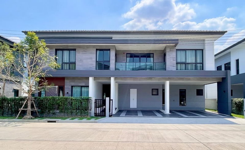 Houses for rent : The City                   Bangna