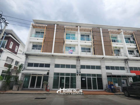 ทาวน์โฮม 3 ชั้นครึ่ง โครงการชวนชื่น โมดัส วิภาวดี (Chuan Chuen Modus Viphavadi)
