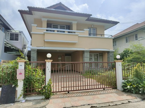 บ้านเดี่ยว 3 ห้องนอน 3 ห้องน้ำ ระเบียงใหญ่ ให้เช่าในหมู่บ้านเพอร์เฟคเพลส รามคำแหง 164 ใกล้โรงเรียนนานาชาติร่วมฤดี RIS