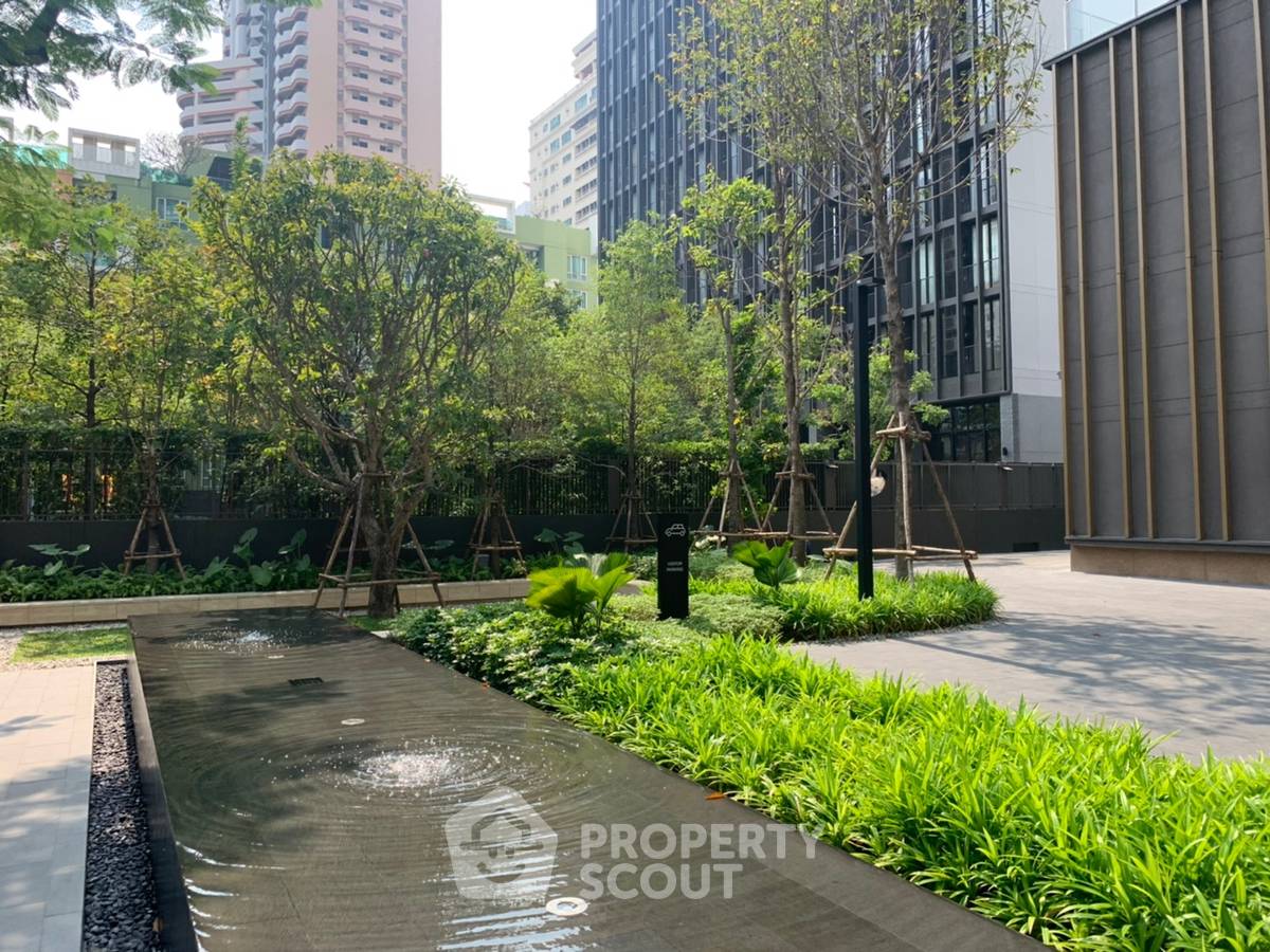 รูป คุ้มราคา 1 ห้องนอน ขนาด 45 ตร.ม. Noble Around Sukhumvit 33 ใกล้ BTS พร้อมพงษ์ (ID 889943) - รูปที่ 9/11