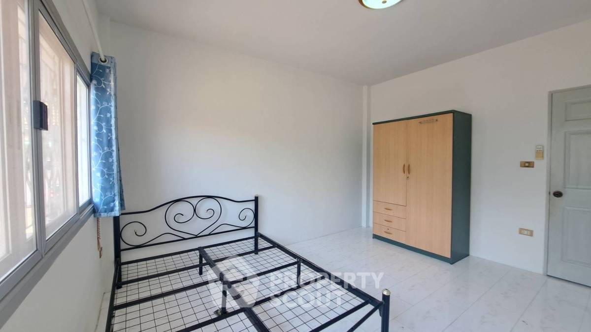 รูป บ้าน 3 ห้องนอน ขาย ในโกลเด้น ซัน อัลลีย์ ใจกลางหัวหิน (ID 2233911) - รูปที่ 21/22