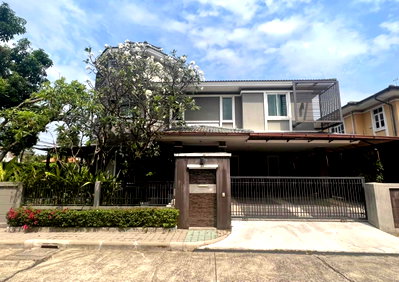 บ้านเดี่ยว ถนนกรุงเทพ-ชลบุรี มอเตอร์เวย์ : #A124281 ✅ 3/8/68  ขายบ้านเดี่ยว Golden Nakara    📲📢สอบถาม ld line @condoboy