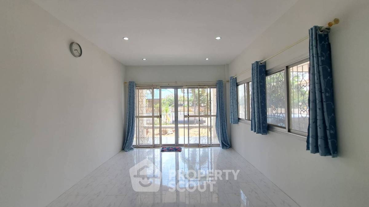 รูป บ้าน 3 ห้องนอน ขาย ในโกลเด้น ซัน อัลลีย์ ใจกลางหัวหิน (ID 2233911) - รูปที่ 17/22