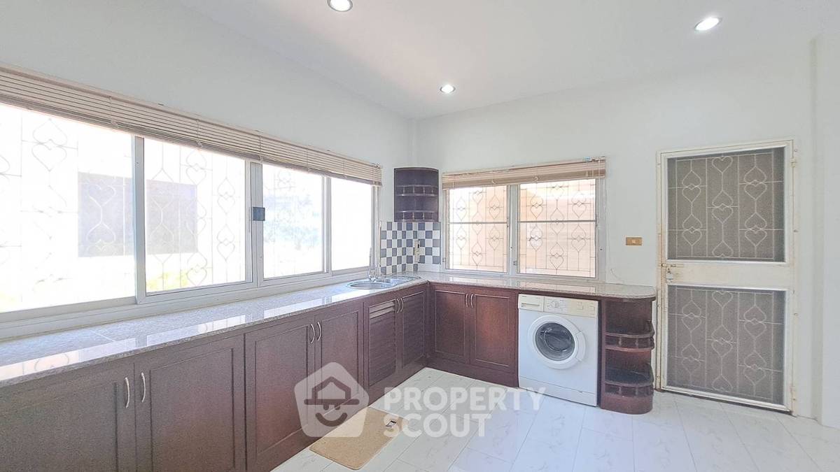 รูป บ้าน 3 ห้องนอน ขาย ในโกลเด้น ซัน อัลลีย์ ใจกลางหัวหิน (ID 2233911) - รูปที่ 19/22
