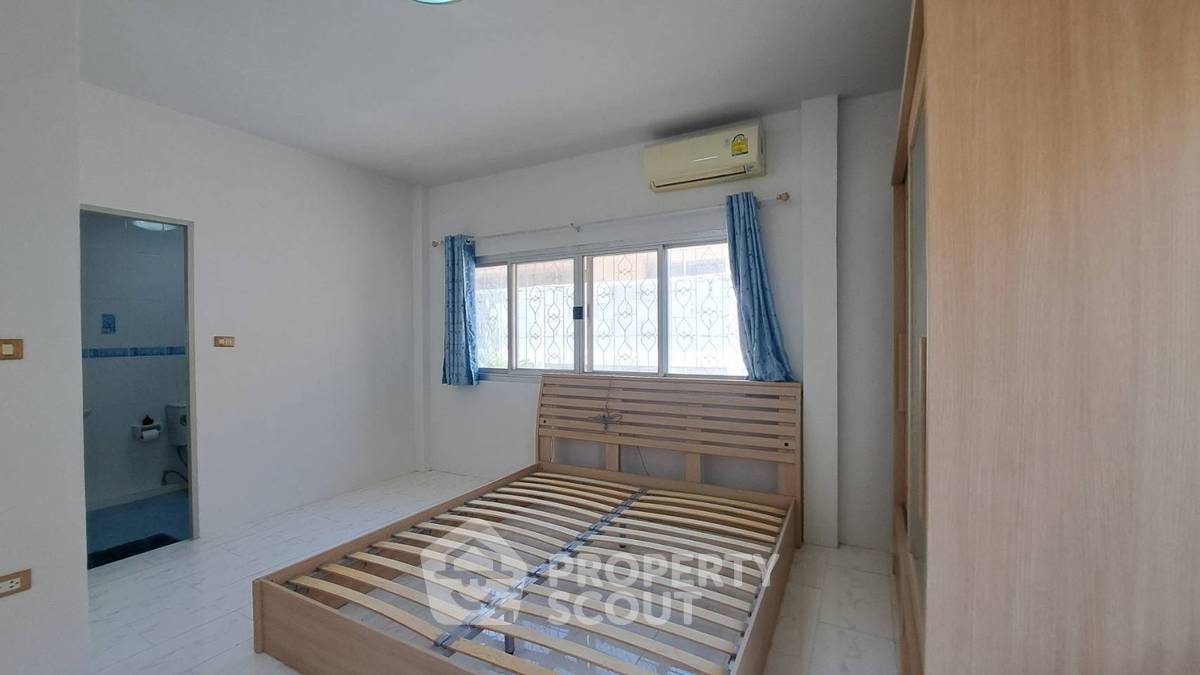 รูป บ้าน 3 ห้องนอน ขาย ในโกลเด้น ซัน อัลลีย์ ใจกลางหัวหิน (ID 2233911) - รูปที่ 16/22