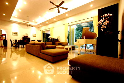 เช่าบ้านเดี่ยว โบ๊ท ลากูน ภูเก็ต : วิลล่า 4 ห้องนอน ให้เช่า ใน สิเส้นธรณ์ ถลาง ภูเก็ต (ID 792643)