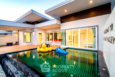 เช่าบ้านเดี่ยว ม.ศิลปากรวิทยาเขตสารสนเทศเพชรบุรี : วิลล่า 4 ห้องนอน ให้เช่า | Le Leaf Valley Pool Villa หินเล็กฝาย หัวหิน (ID 2071674)