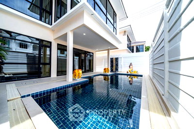 บ้านเดี่ยว วัดพระใหญ่ : บ้าน 7 ห้องนอน สำหรับขาย ใจกลางพัทยาใต้ เลี้ยงสัตว์ได้ (น้องประ) (ID 2234412)