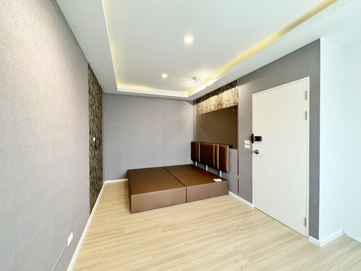รูป ซื้อ ขาย  ทาวน์โฮม บ้านกลางเมือง สวนหลวง — ใกล้ถนนพัฒนาการ ศรีนครินทร์ ทางด่วน และรถไฟฟ้า เดินทางสะดวก เหมาะกับชีวิตเมือง  Line ID : @951qfbfi - รูปที่ 5/11