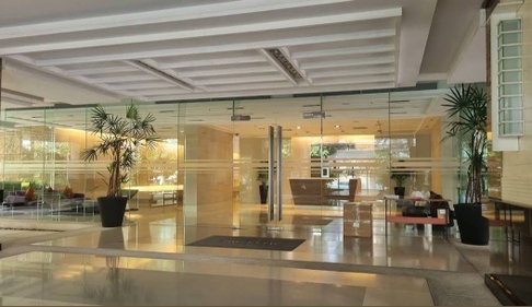 บ้านสิริ 24 สุขุมวิท24 100sqm.2นอน2น้ำ เพียง55000 ต่อเดือน ทักไลน์เท่านั้น id paolin1