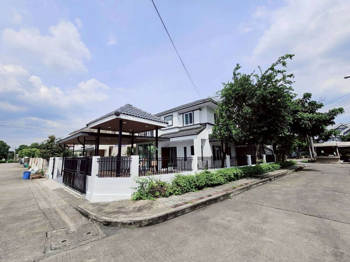 รูป S2926 ขายบ้านเดี่ยว เนเบอร์โฮม วัชรพล สุขาภิบาล 5 รีโนเวทใหม่ (หลังมุม ) - รูปที่ 2/11