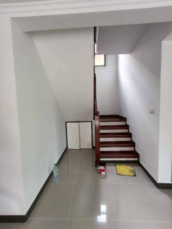 รูป S2926 ขายบ้านเดี่ยว เนเบอร์โฮม วัชรพล สุขาภิบาล 5 รีโนเวทใหม่ (หลังมุม ) - รูปที่ 6/11