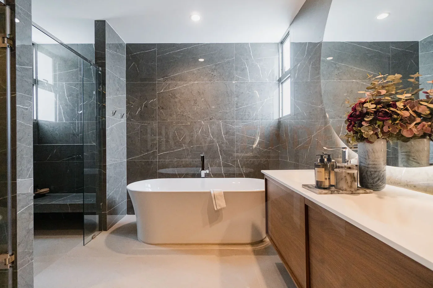 รูป Nirvana Collection Krungthep Kreetha 5 bedrooms, for sale - รูปที่ 83/94