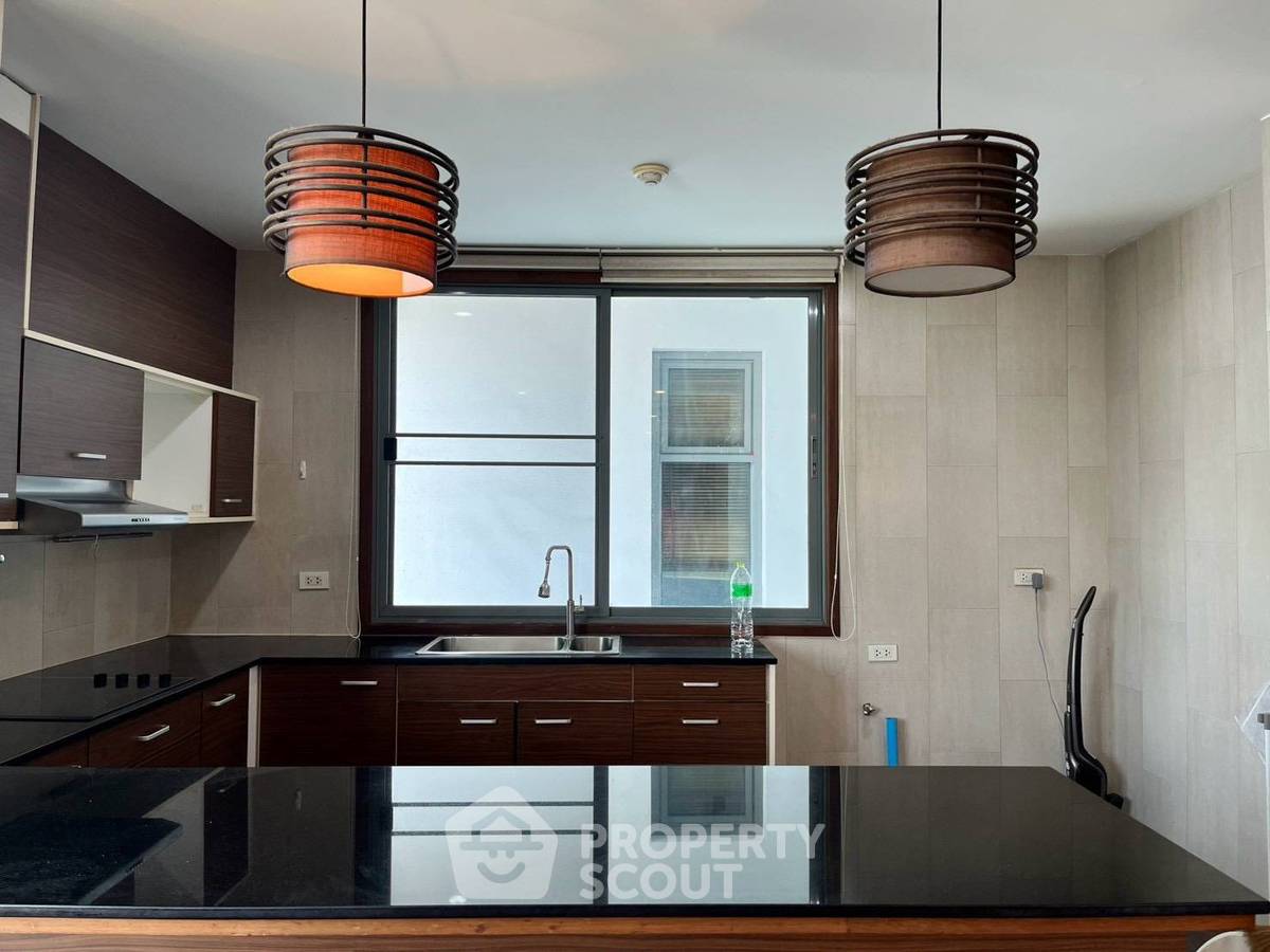รูป คอนโด 3 ห้องนอน 123 ตร.ม. ซื้อขายที่ CLICK CONDO Modern Sukhumvit 65 ใกล้ BTS เอกมัย 400 ม. (ID 2237302) - รูปที่ 21/23