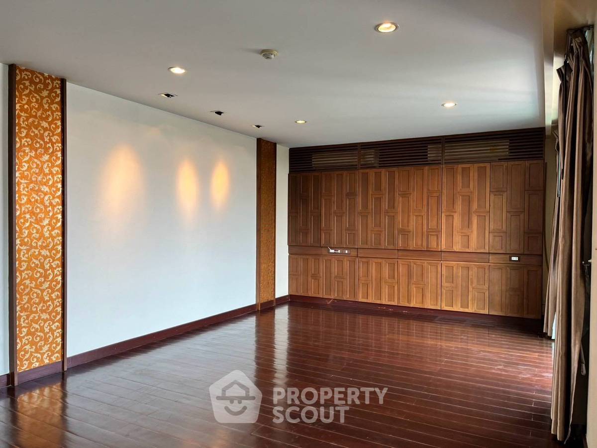 รูป คอนโด 3 ห้องนอน 123 ตร.ม. ซื้อขายที่ CLICK CONDO Modern Sukhumvit 65 ใกล้ BTS เอกมัย 400 ม. (ID 2237302) - รูปที่ 23/23