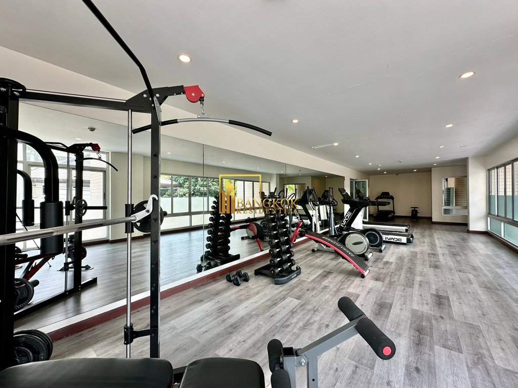รูป Navin Court | Charming 3 Bed Condo For Rent in Phloenchit - BR60510CD - รูปที่ 38/45