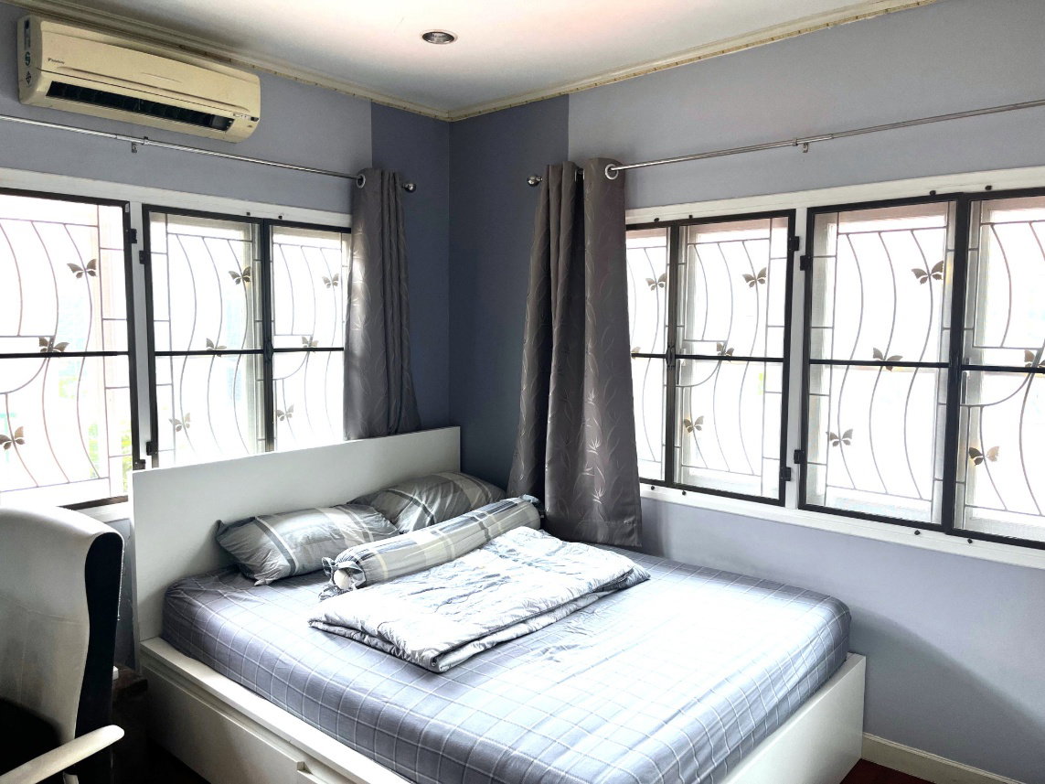 รูป บ้านหรู ถูก สวย!! รวมอยู่ในบ้านหลังนี้ทั้งหมด บ้านเดี่ยวสไตส์ยุโรป หมู่บ้าน ภัสสร 4 รังสิตคลอง 3 - รูปที่ 8/11