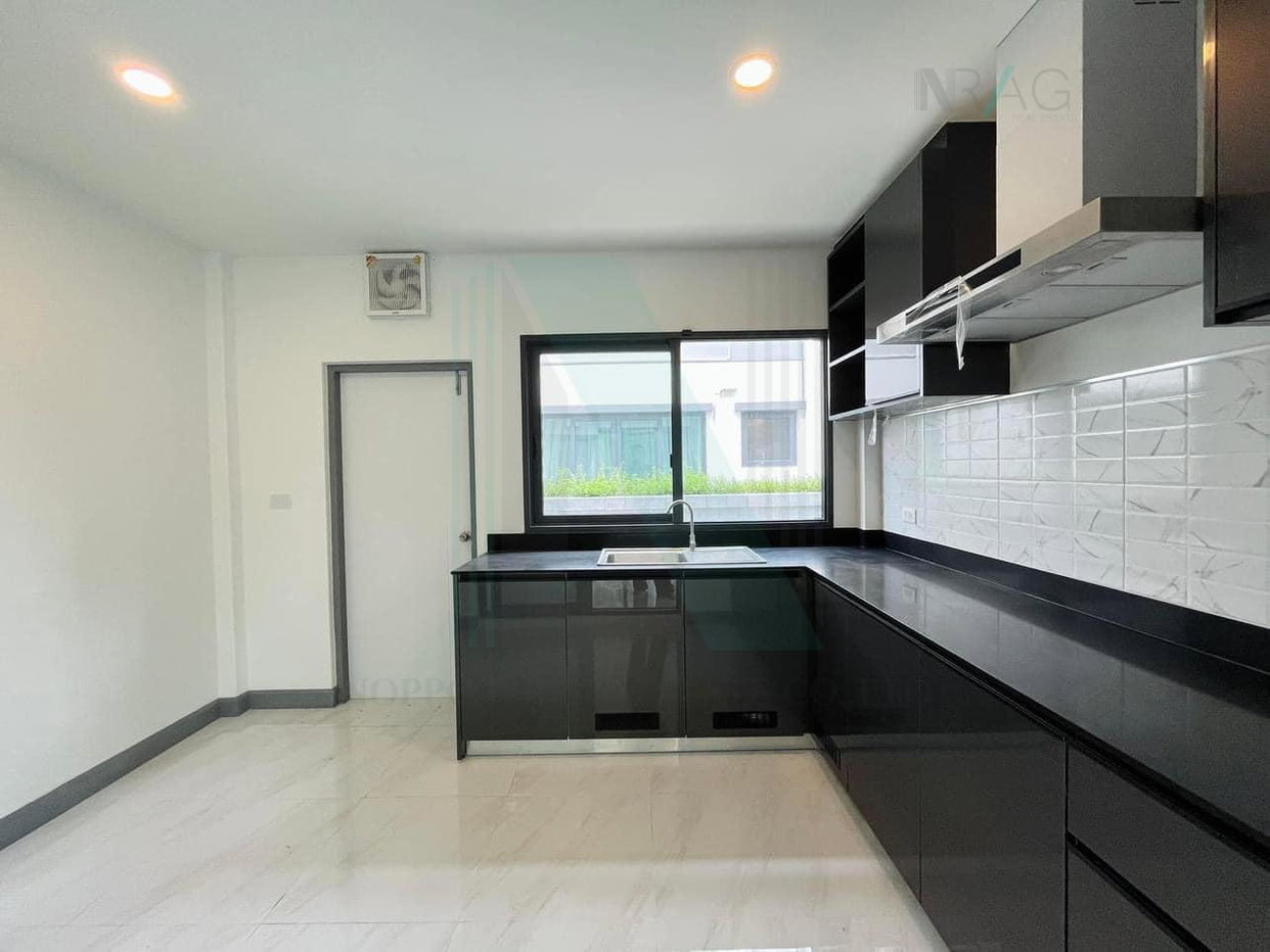 รูป 📌 ขายบ้านเดี่ยว 2 ชั้น โครงการ เดอะ ซิตี้ สุขุมวิท-อ่อนนุช 4 ห้องนอน 5 ห้องน้ำ - รูปที่ 4/8