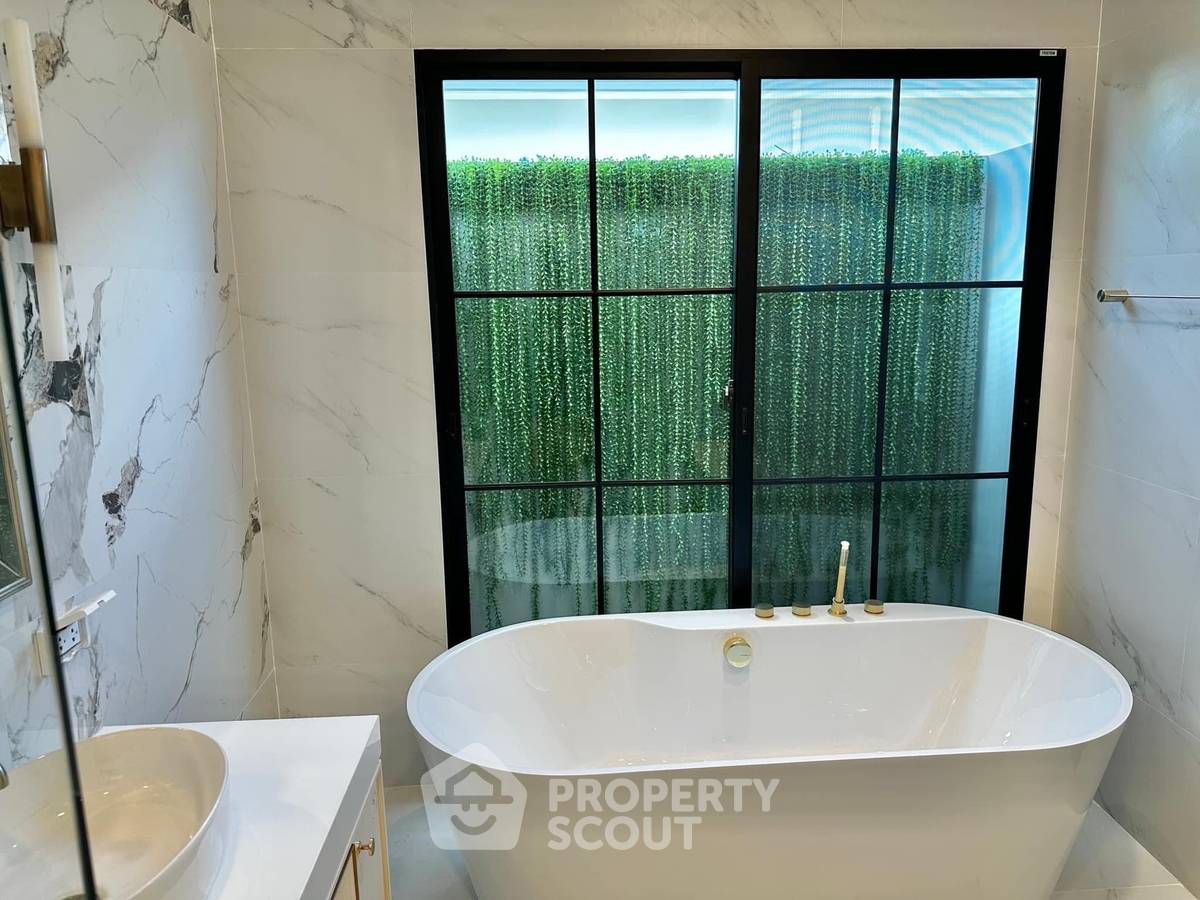 รูป บ้านเดี่ยว 4 ห้องนอน สำหรับเช่า โครงการนันทวรรณ ปิ่นเกล้า-กาญจนฯ (เลี้ยงสัตว์ได้) (ID 1530352) - รูปที่ 31/33