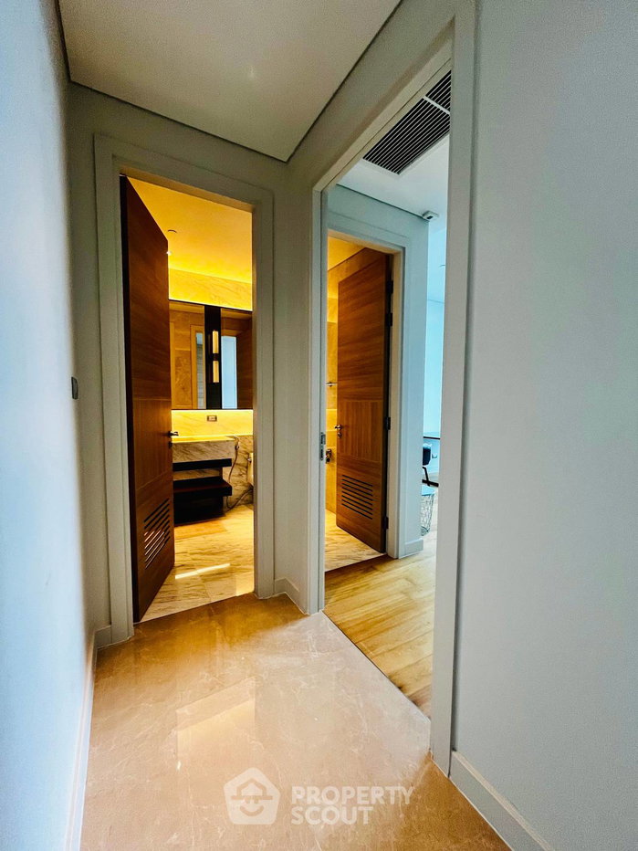 รูป คอนโด 2 ห้องนอน ชั้น 31 ขนาด 112 ตร.ม. Sindhorn Residence ใกล้ BTS ราชดำริ (ID 1703011) - รูปที่ 12/24