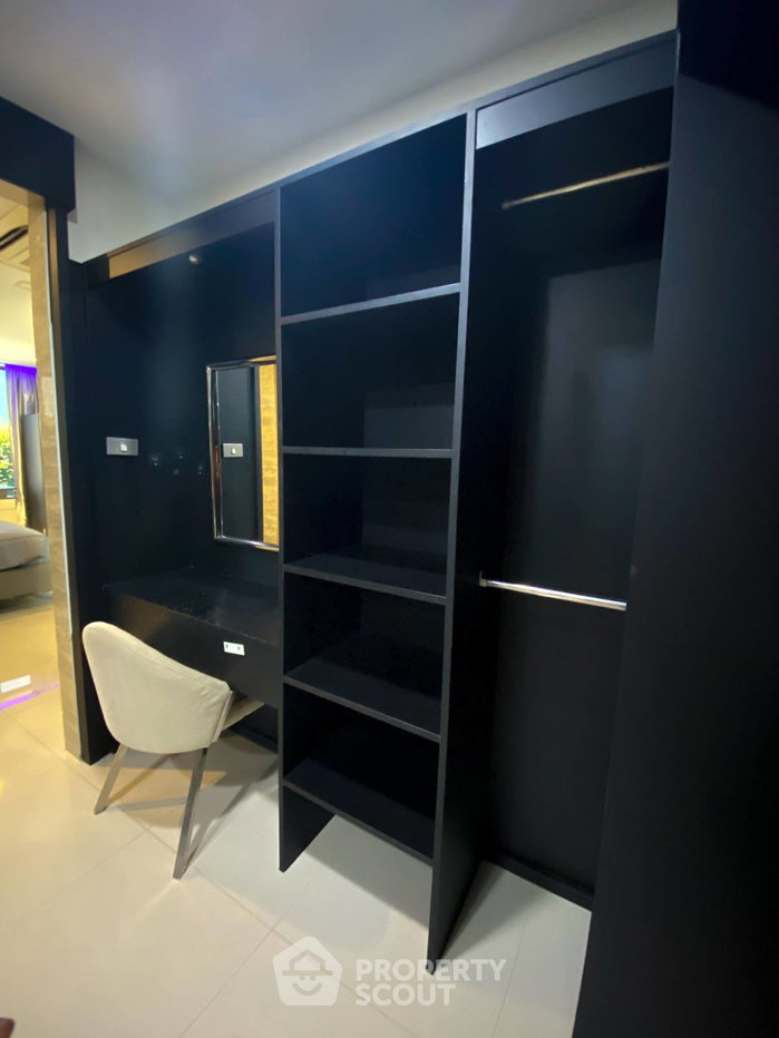 picture 5-Bedroom House For Sale In Phratamnak, Nong Prue, Near Chonburi (ID 2127405) - 24/42