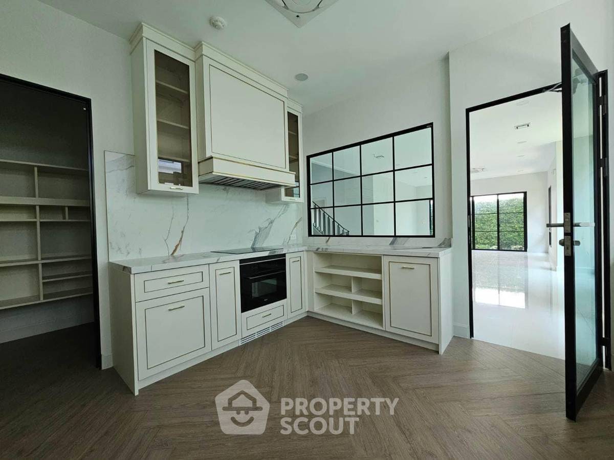 รูป บ้านเดี่ยว 4 ห้องนอน สำหรับเช่า โครงการนันทวรรณ ปิ่นเกล้า-กาญจนฯ (เลี้ยงสัตว์ได้) (ID 1530352) - รูปที่ 14/33