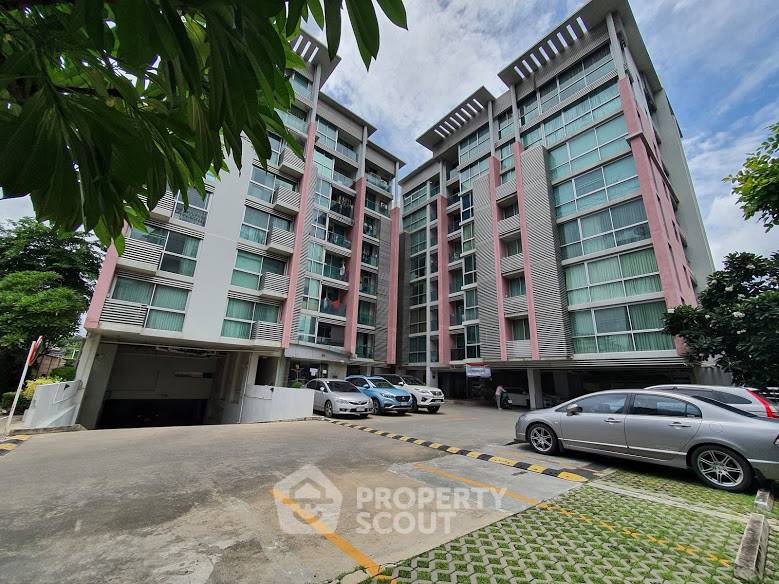 picture 2-BR 64 Sqm Condo At The Kris Ratchada 17, 400m to MRT Sutthisan (ID 820841) - 4/10