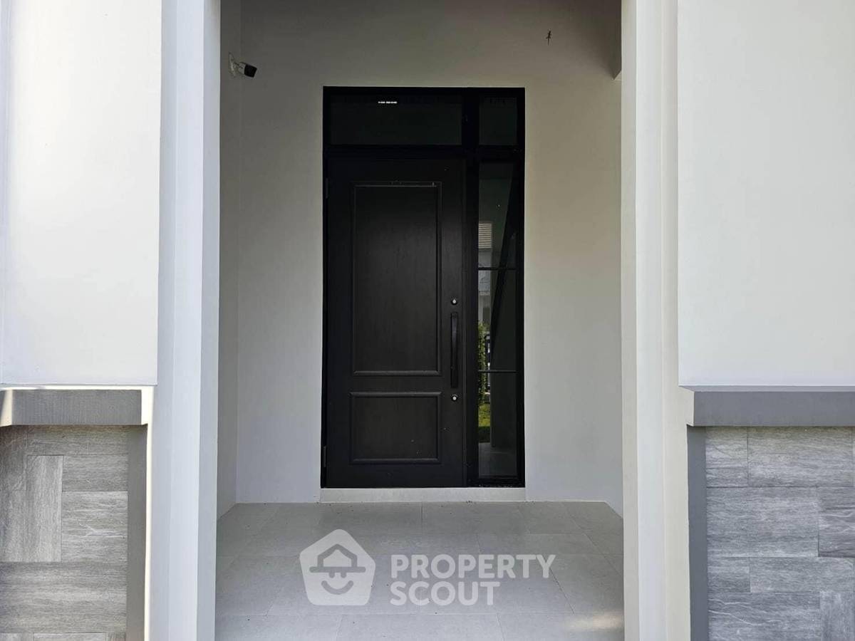 รูป บ้านเดี่ยว 4 ห้องนอน สำหรับเช่า โครงการนันทวรรณ ปิ่นเกล้า-กาญจนฯ (เลี้ยงสัตว์ได้) (ID 1530352) - รูปที่ 28/33