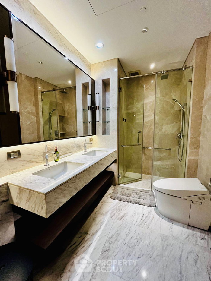 รูป คอนโด 2 ห้องนอน ชั้น 31 ขนาด 112 ตร.ม. Sindhorn Residence ใกล้ BTS ราชดำริ (ID 1703011) - รูปที่ 23/24