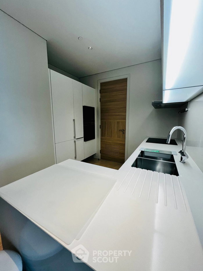 รูป คอนโด 2 ห้องนอน ชั้น 31 ขนาด 112 ตร.ม. Sindhorn Residence ใกล้ BTS ราชดำริ (ID 1703011) - รูปที่ 5/24