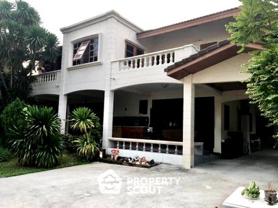 Houses for sale สถาบันเทคโนโลยีไทย-ญี่ปุ่น : 4-BR House For Sale In Ramkhamhaeng Hua Mak, Bang Kapi (ID 1525008)