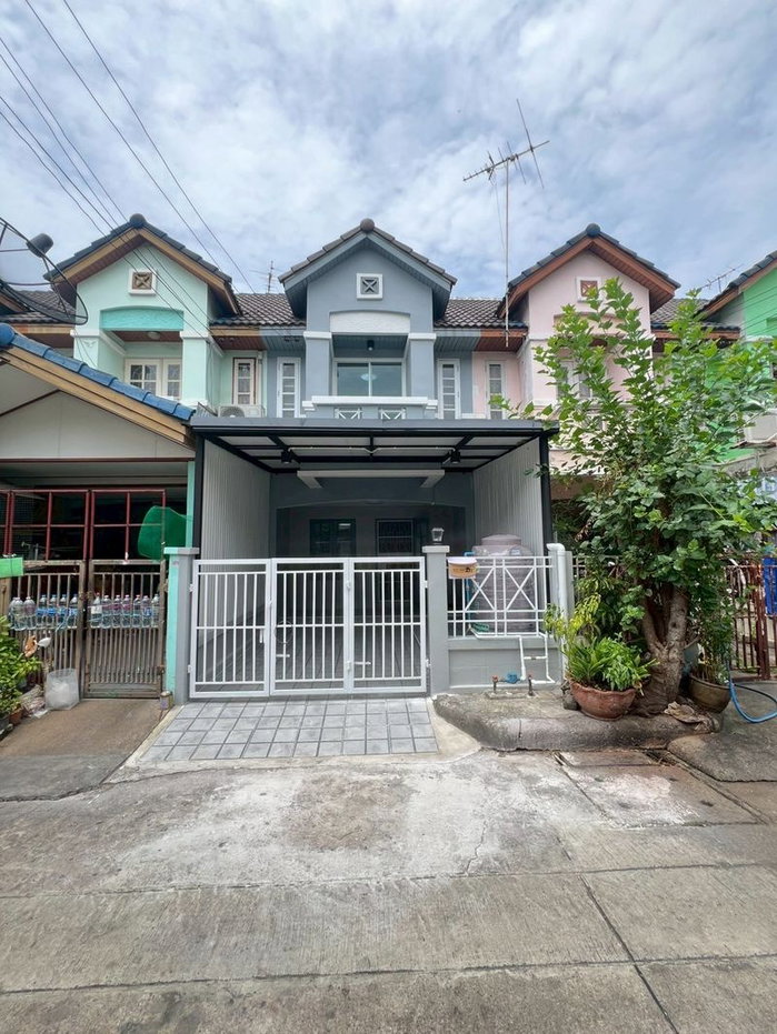 รูป 🏡 ทาวน์เฮ้าส์รีโนเวทใหม่ พร้อมอยู่ ใกล้รถไฟฟ้าสายสีม่วง! 💛❤️หมู่บ้านลุมพินี บางบัวทอง ถนนกาญจนาภิเษก  - รูปที่ 1/19